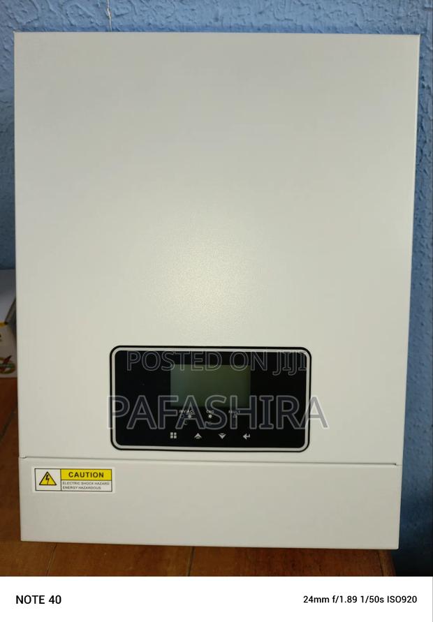 2000va 12v 80a MPPT Hybrid Solar Inverter photo 3