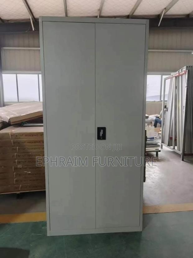Close Metal Cabinet for Office