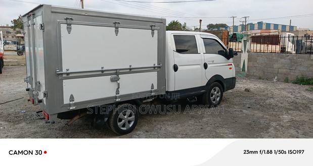 Hyunda Porter Duoble Cabin With Container photo 4