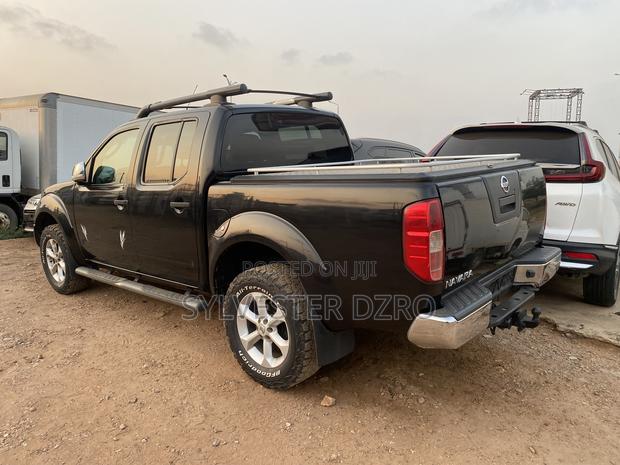Nissan Navara 2.5 dCi Automatic 2012 Black