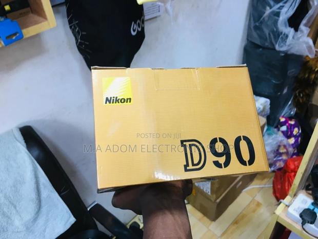 D90 With 18-104mm Lens:Your First Step Into DSLR Photography · Photo 2