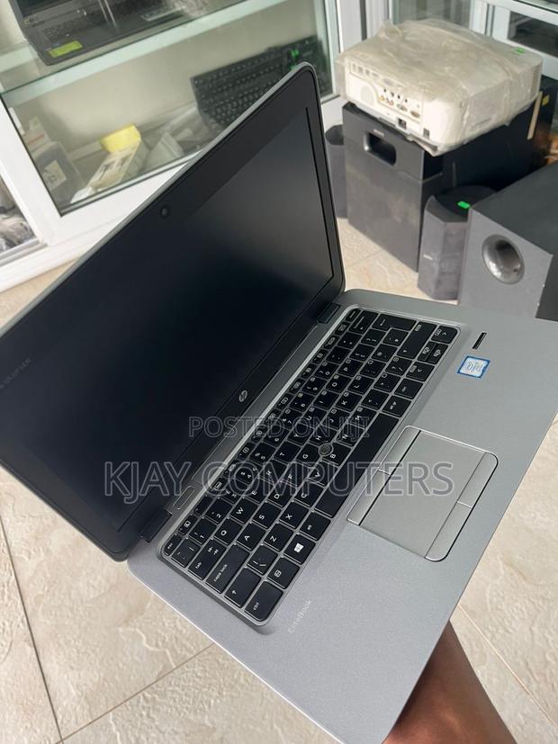 Laptop HP EliteBook 820 G4 8GB Intel Core I5 SSD 256GB photo 4