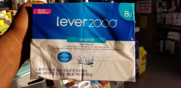 Lever 2000 Refreshing Bar Soap (Original) 8pcs · Photo 4