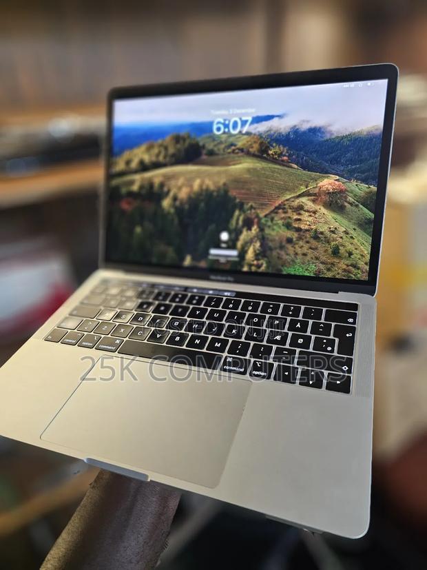 Laptop Apple MacBook 2018 16GB Intel Core i5 SSD 512GB photo 5