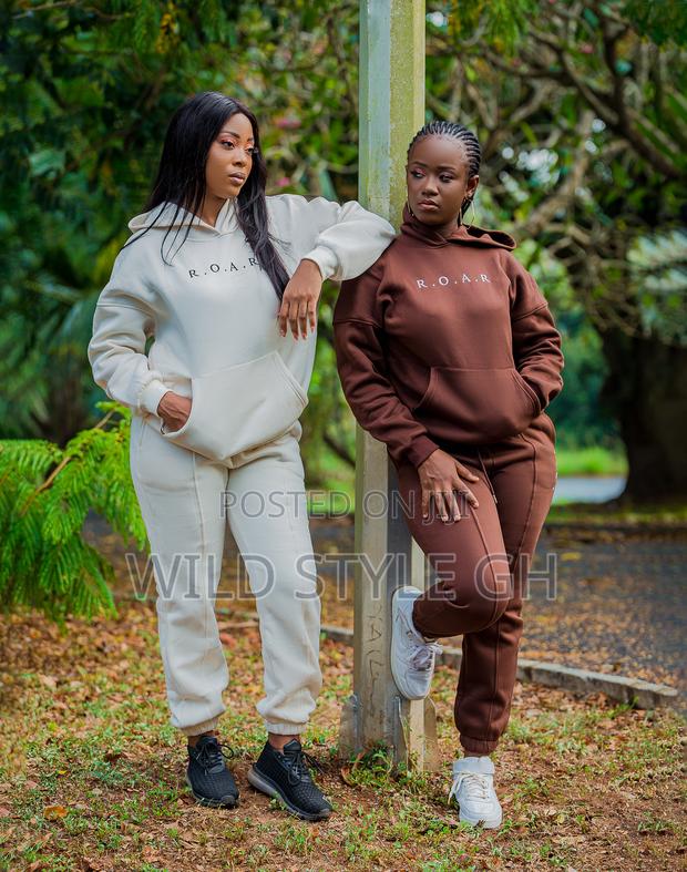 Quality Warm R.O.A.R Hoodie Tracksuits photo 7