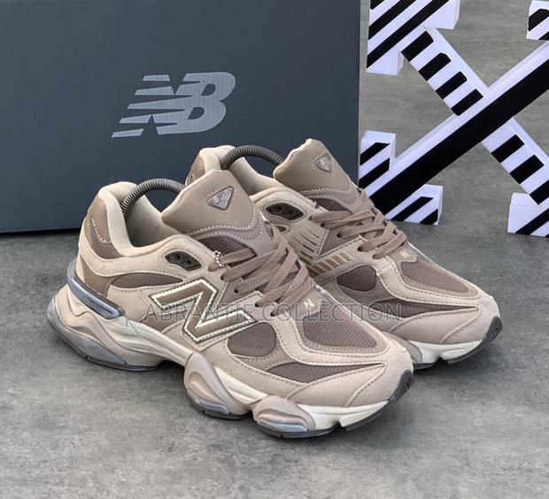 New Balance 9060 All Brown · Photo 3