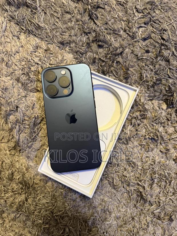Apple iPhone 15 Pro Max 256 GB Black photo 2