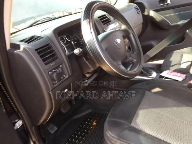 Hummer H3 SUV Adventure 2007 Black photo 4