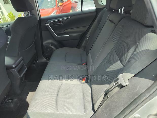 Toyota RAV4 LE 2021 Gray