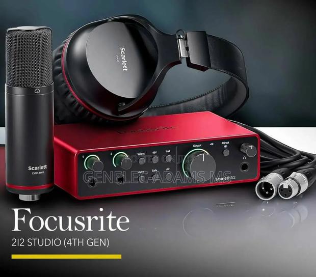 Focusrite Scarlet 2i2 Bundle 4th Generation photo 2