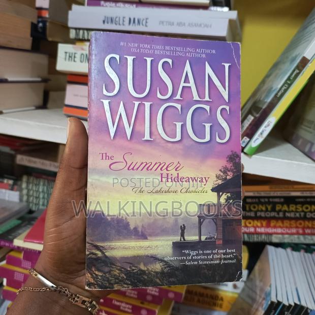 The Summer Hideaway by Susan Wiggs · Photo 2