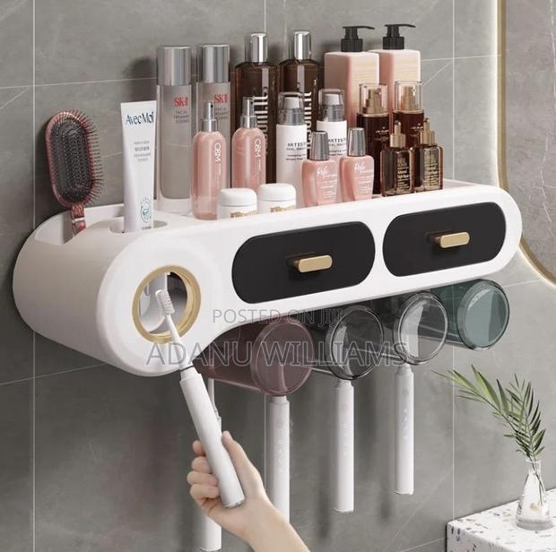 Toothbrush Holder / Bathroom Organiser · Photo 2