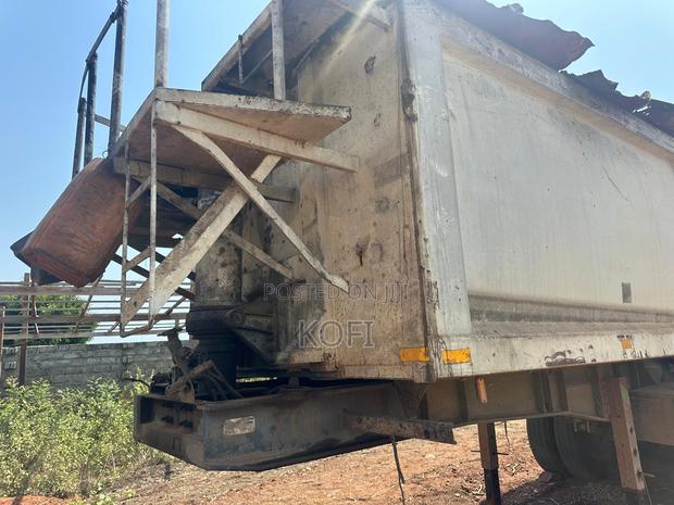 40 Cubic Yard Semi Trailer Tipper Bucket photo 2