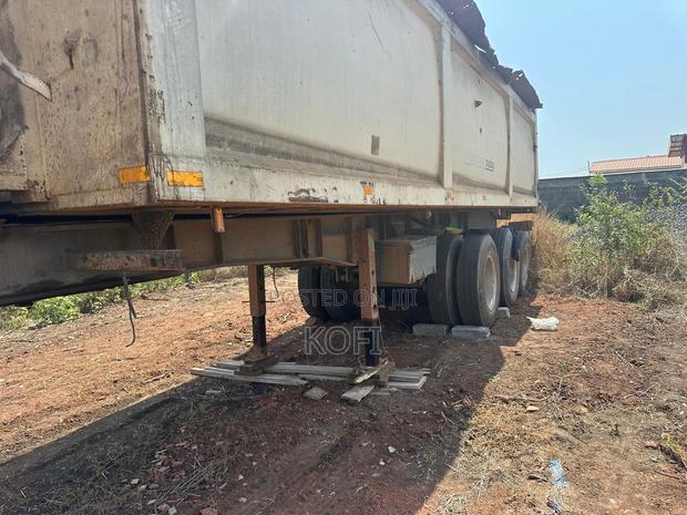 40 Cubic Yard Semi Trailer Tipper Bucket photo 4