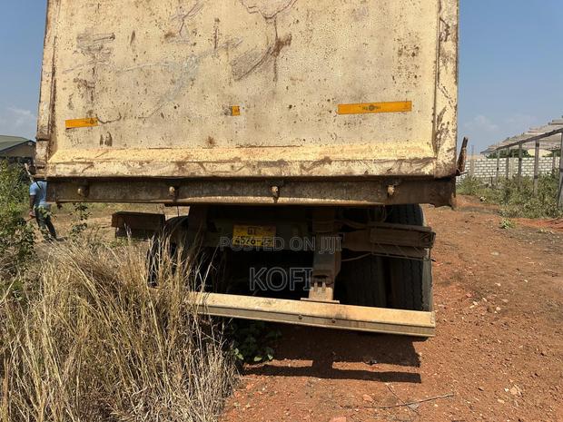 40 Cubic Yard Semi Trailer Tipper Bucket photo 6