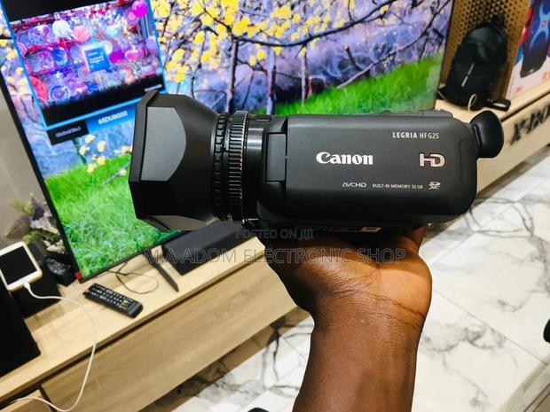 Canon Legria Hf G25: Your Creative Vision, Captured · Photo 2