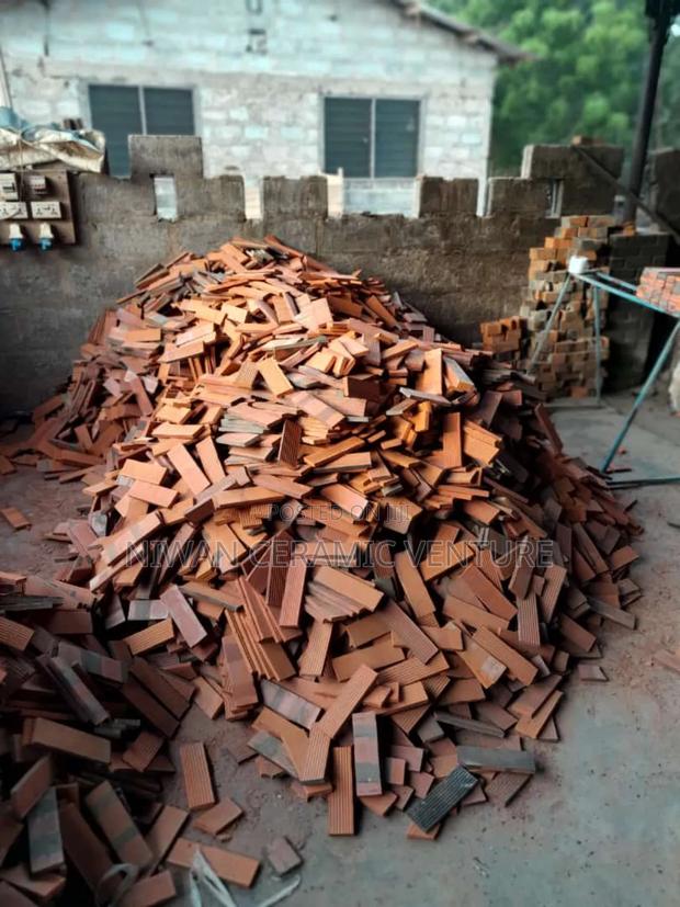 Burnt Bricks Tiles · Photo 2