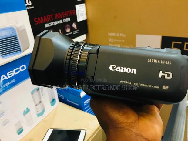 Canon Legria Hf G25: Your Story, Your Way · Photo 2