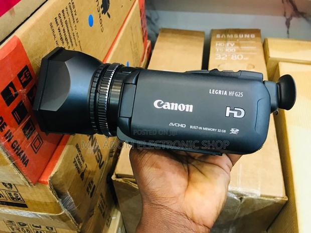 Canon Legria Hf G25: Your Cinematic Vision, Captured · Photo 2