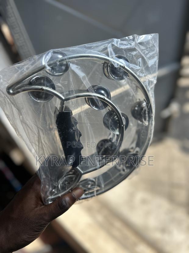 Silver Tambourine · Photo 4
