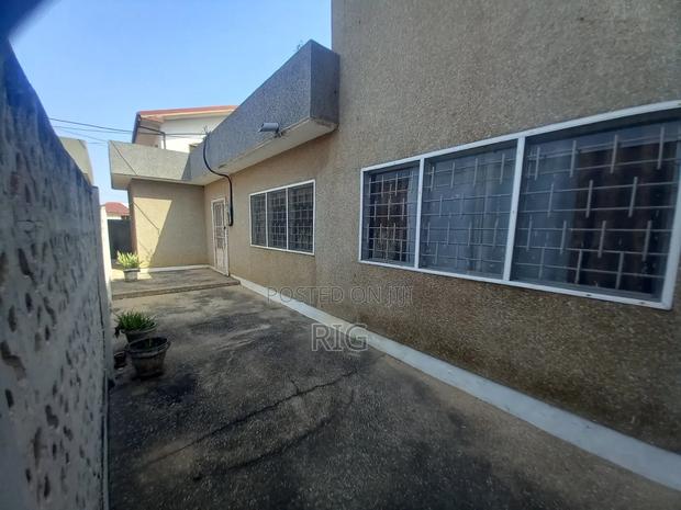Furnished 5bdrm House in Nyaniba Estate for sale photo 11