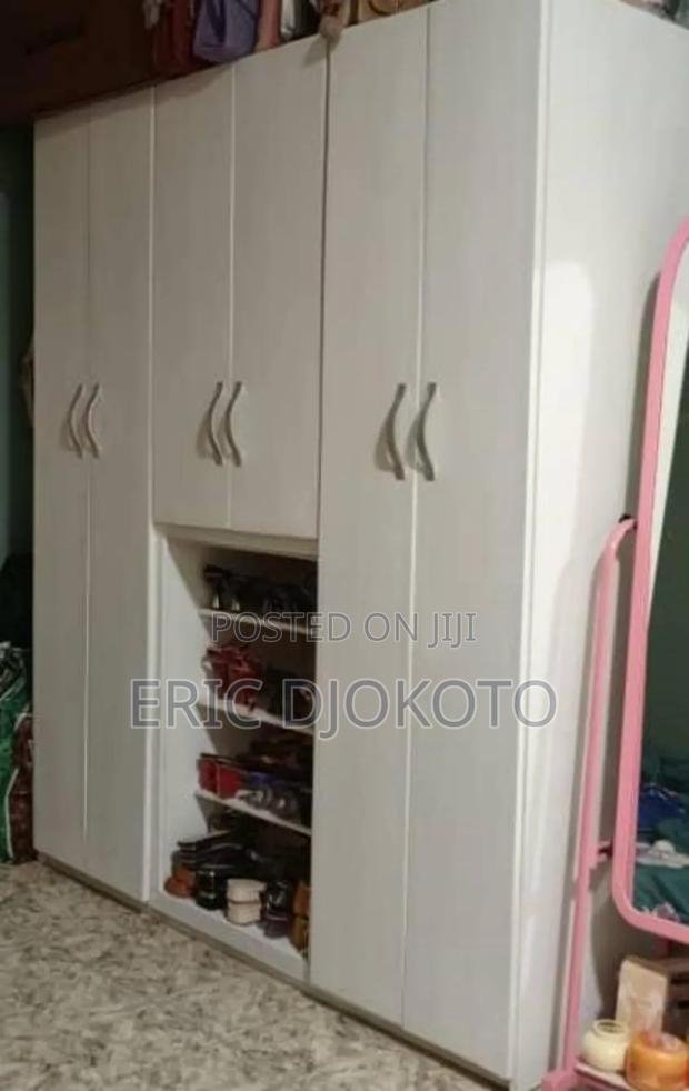Wardrobe Cabinet Express · Photo 2