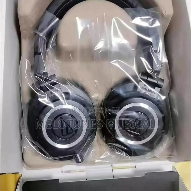 Audio-Technica Ath-M50x Professiona Studio Monitor Headphone · Photo 4