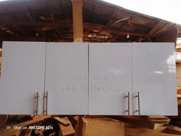 Kitchen Cabinet Top · Photo 4