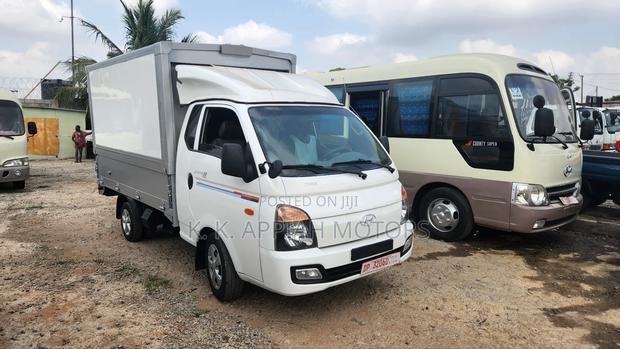 Hyundia Porter, Win Bady Truck photo 5