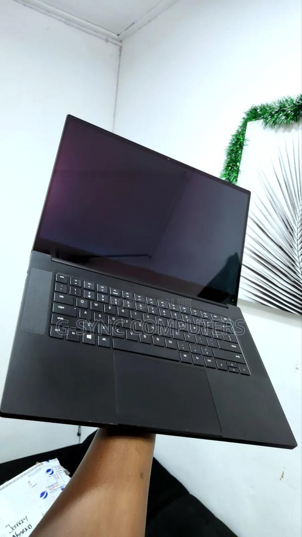 Laptop Razer Blade 32GB Intel Core i7 SSD 512GB photo 5