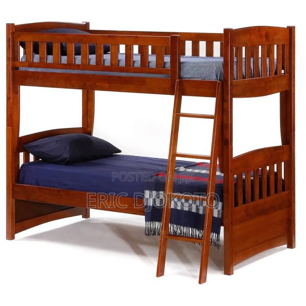 Bunk Bed Brown · Photo 2