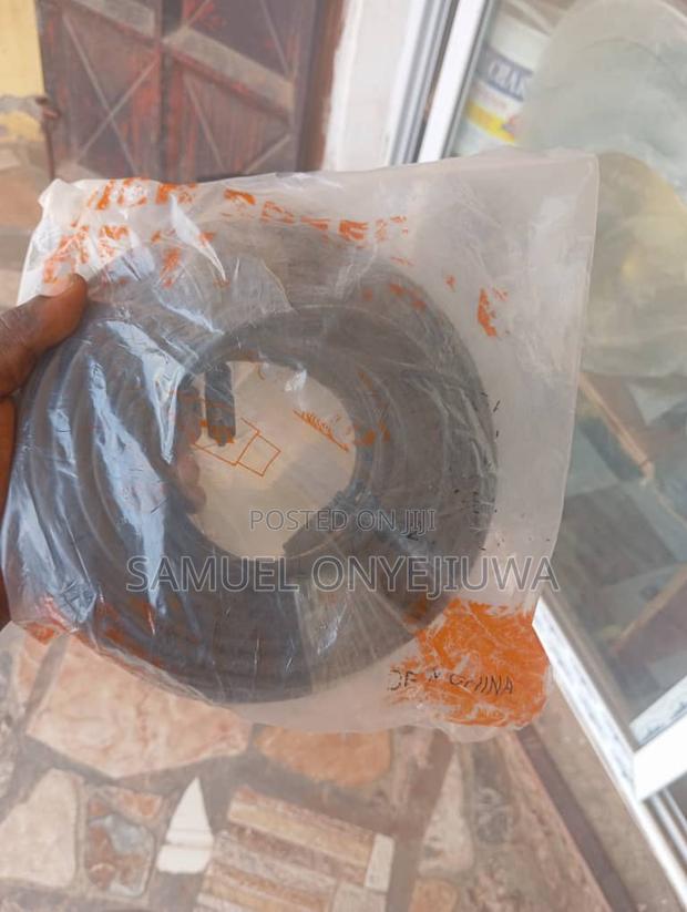 HDMI-HDMI Cable 20m · Photo 2