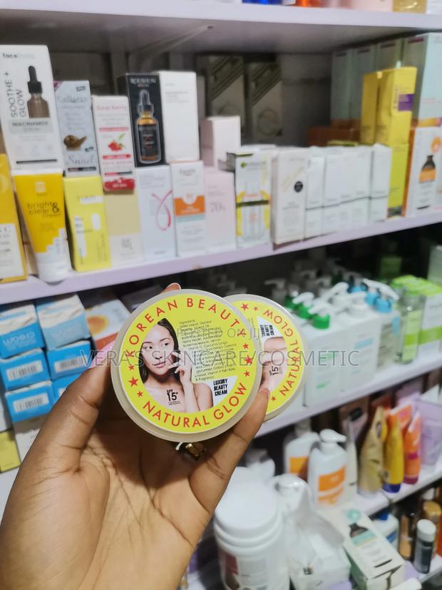 Korean Beauty Natural Glow Face Cream · Photo 2