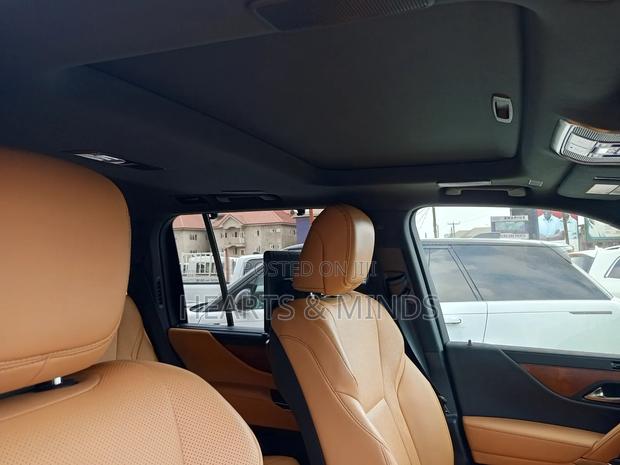 Lexus LX 2023 Ivory photo 10