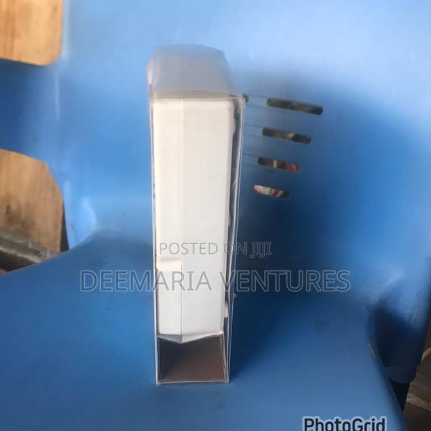 Sollatek Avs 30 Automatic Voltage Switcher photo 2