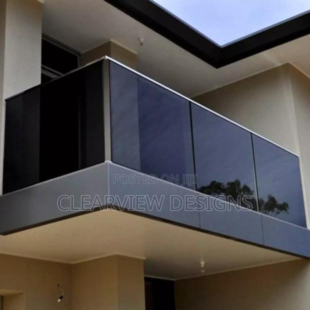 Frameless Glass Handrails / Frameless Balustrade · Photo 2