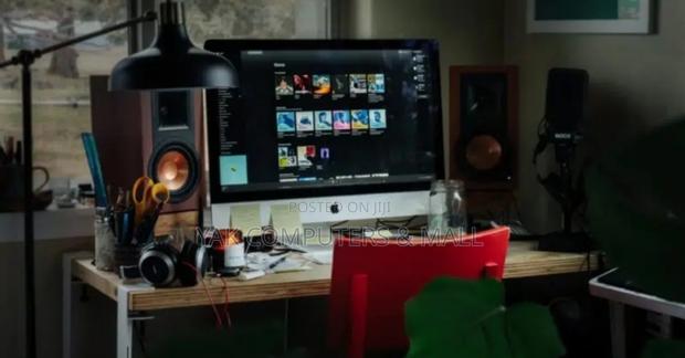 Desktop Computer Apple iMac 32GB Intel Core i7 SSD 512GB