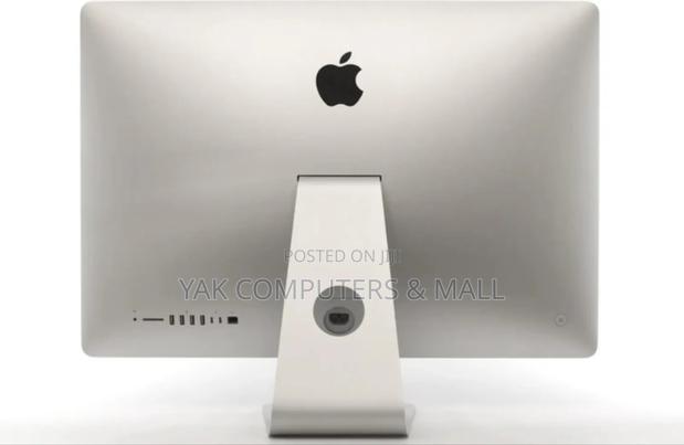 Desktop Computer Apple iMac 8GB Intel Core i5 SSHD (Hybrid) 1T