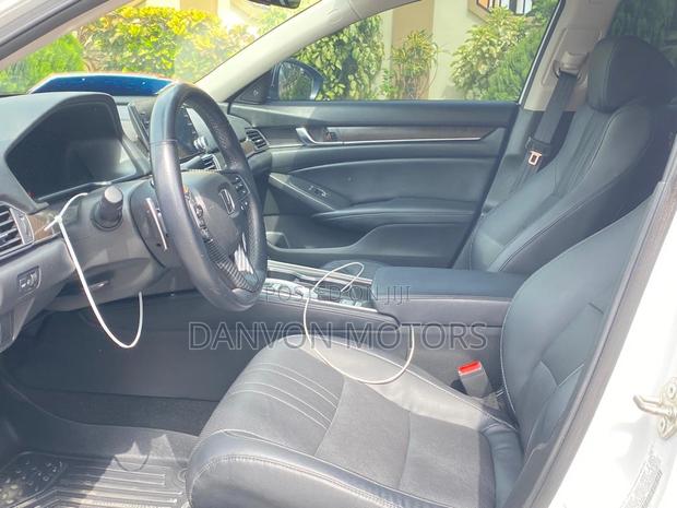 Honda Accord EX-L 2.0T 2018 White photo 4