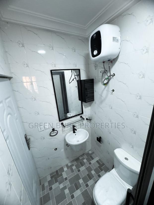 Furnished 2bdrm Apartment in Ashaley Botwe for rent photo 8