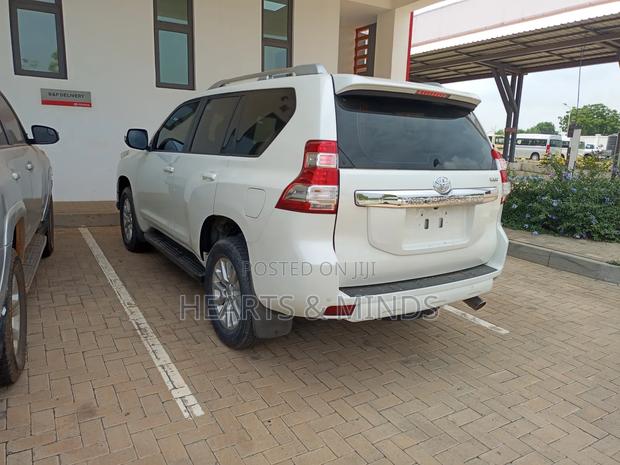 Toyota Land Cruiser Prado 2.7 VVT-i 2016 White photo 5