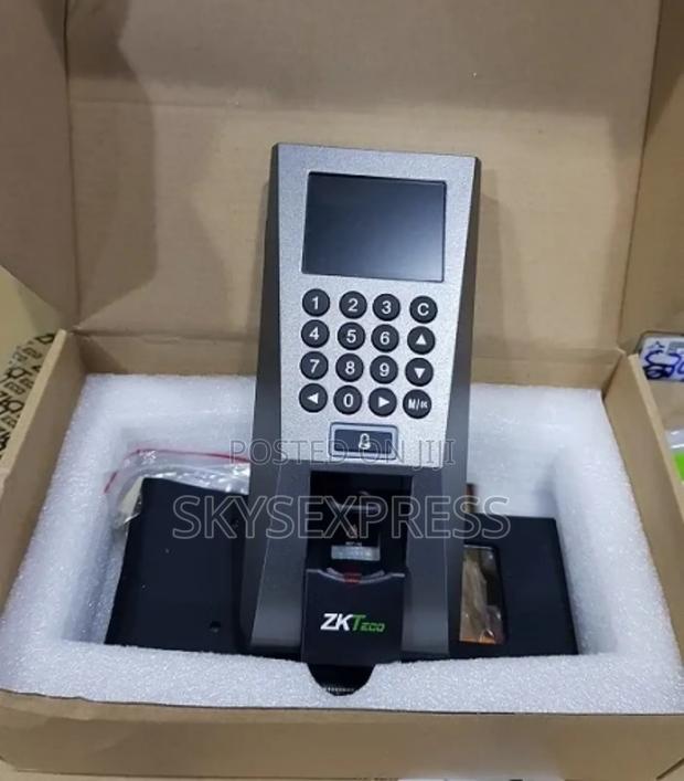 Zkteco F18 Access Control/Attendance Machine · Photo 4