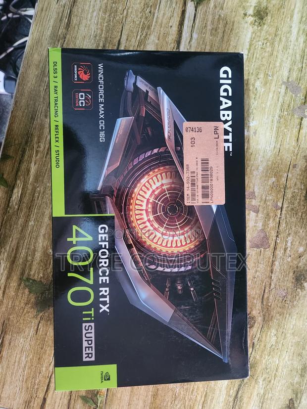 Gigabyte RTX 4070 Ti Super 16gb Graphic Card · Photo 2