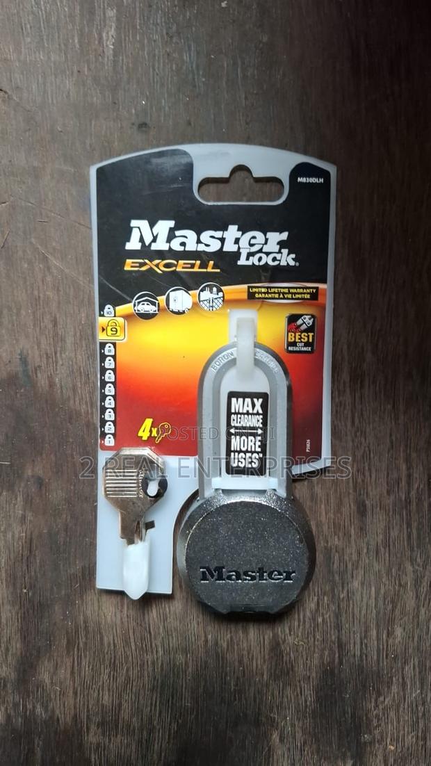 Heavy Duty Master Lock Steel Padlock Uk M830dlh · Photo 3