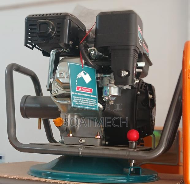 Total 5.5hp Concrete Vibrator photo 2
