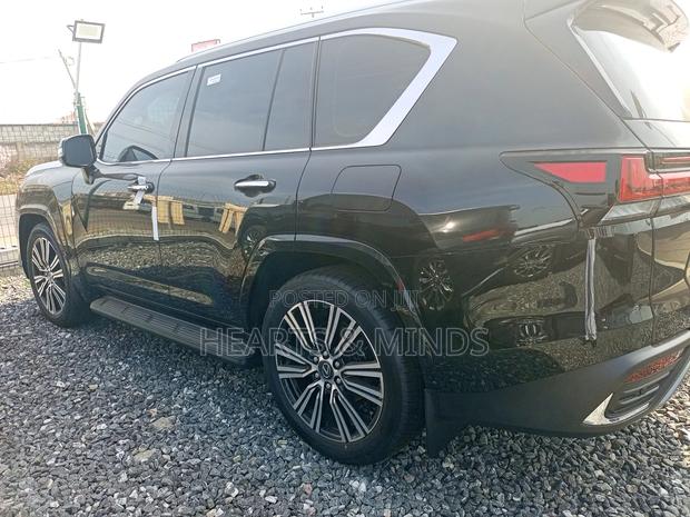New Lexus LX 2023 Black photo 4
