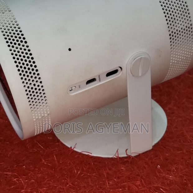 Samsung The Freestyle Projector photo 2