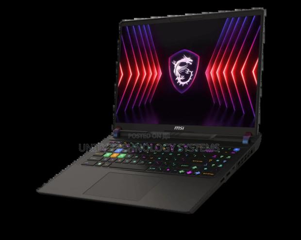 New Laptop MSI Vector GP68 HX 13V 32GB Intel Core I9 SSD 1T