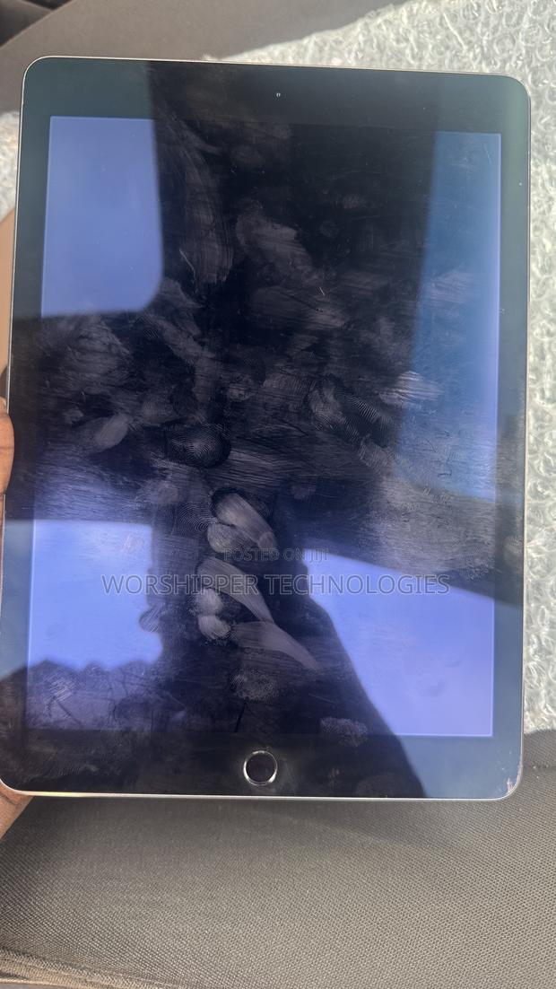 New Apple iPad Air 2 64 GB Silver · Photo 2