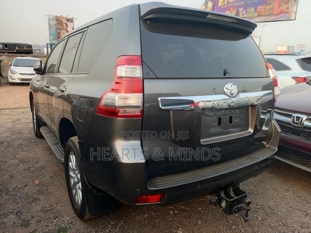 Toyota Land Cruiser Prado 3.0 190hp 2017 Gray photo 5